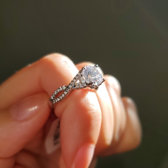 Charmed Aroma ring size 6 - Picture 2 of 9